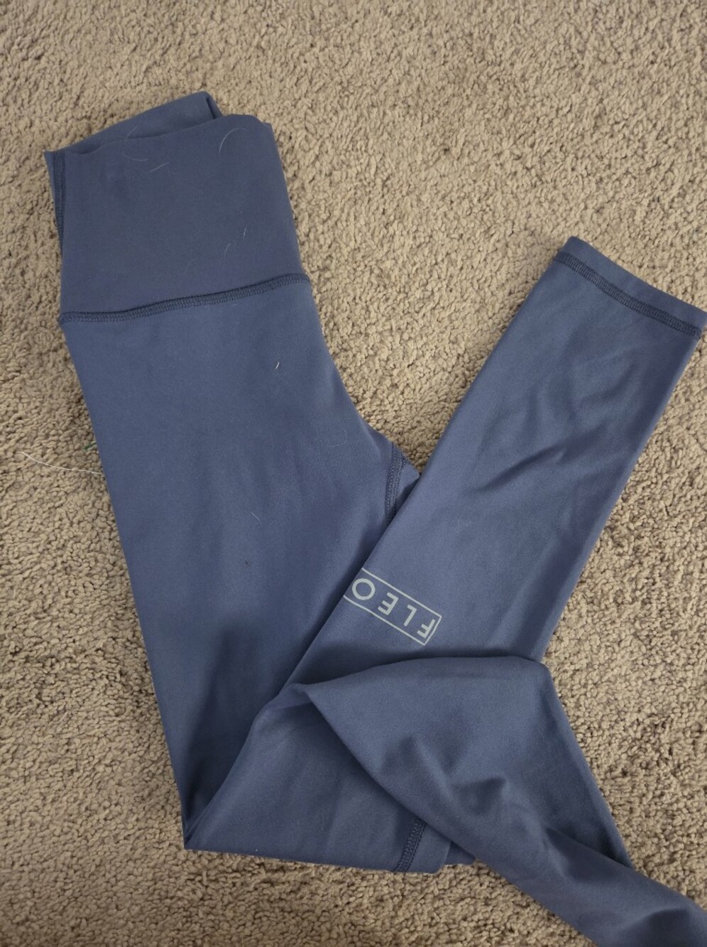 Fleo Crop Slate Blue Performance Leggings